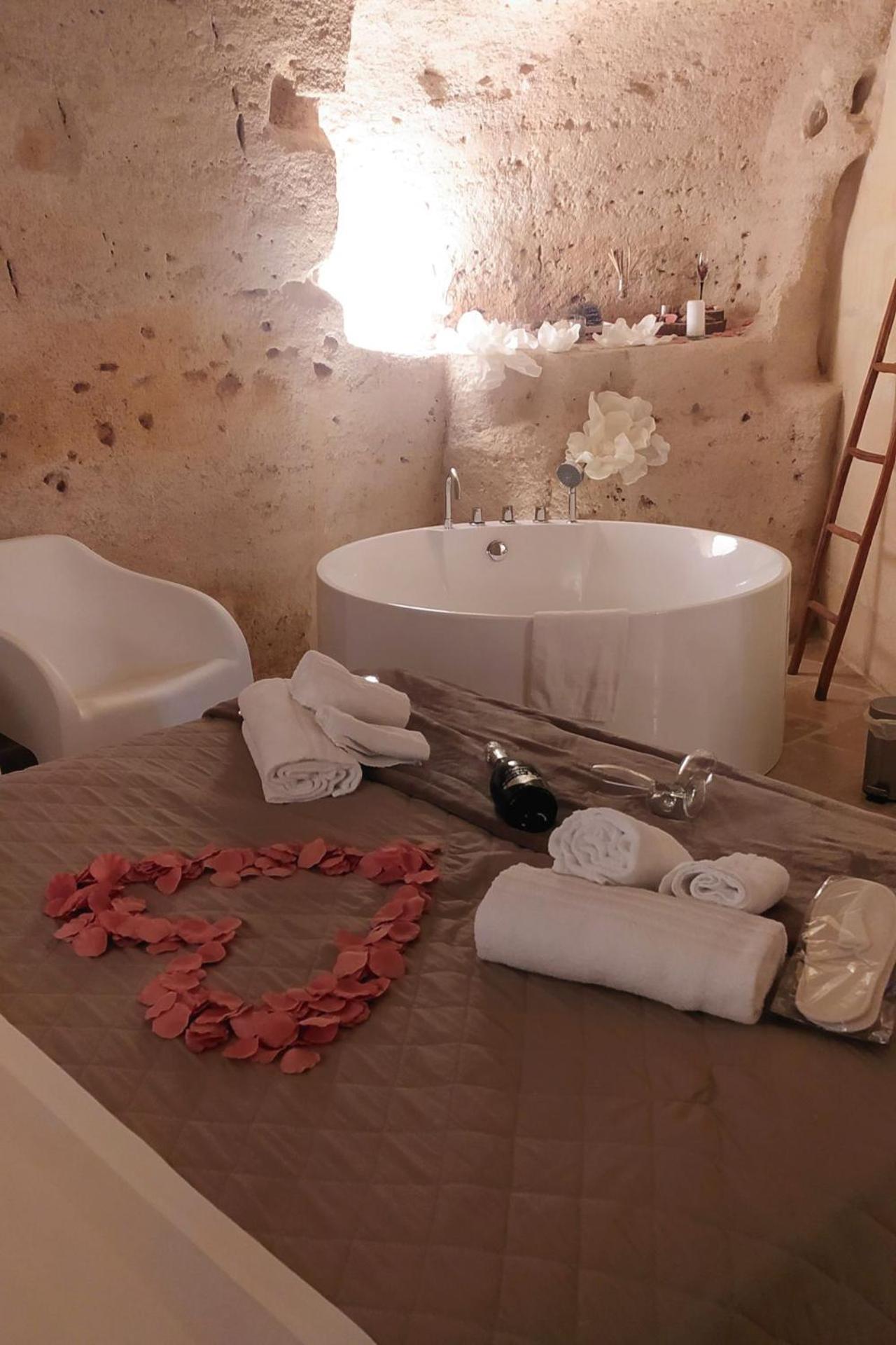 Il Casale Di Maria Hotel Matera Quarto foto